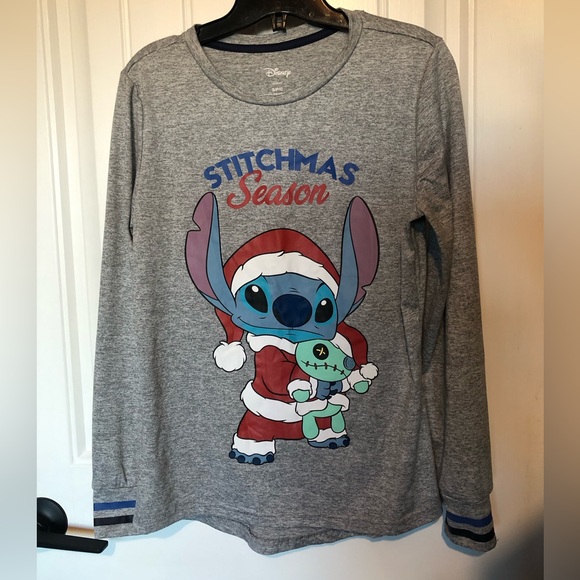 Merry Stitchmas LILO & Stitch Christmas long sleeve shirt women’s S small 🩵 - Picture 1 of 8
